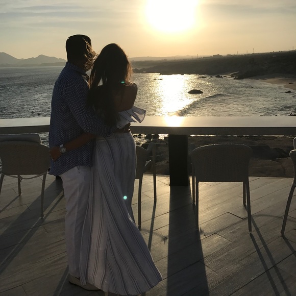 Meet your Posher, Laura - Picture 1 of 1